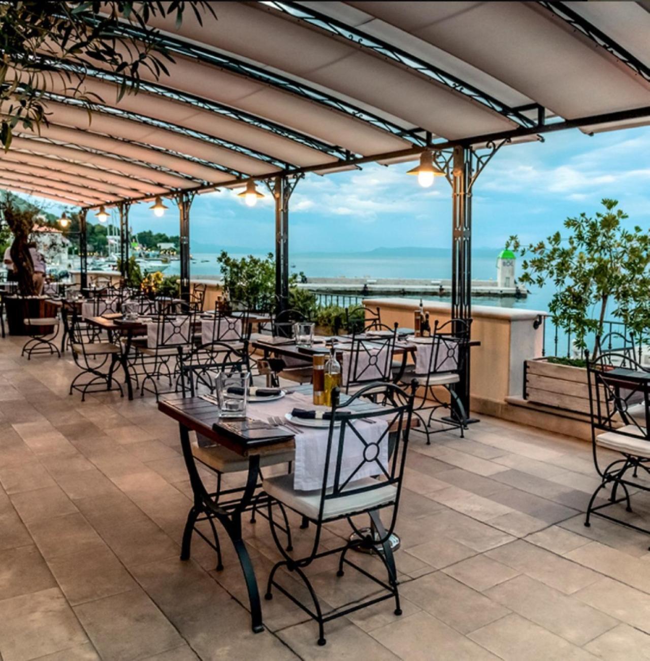 Newly Renovated Hotel Kastil 볼 외부 사진