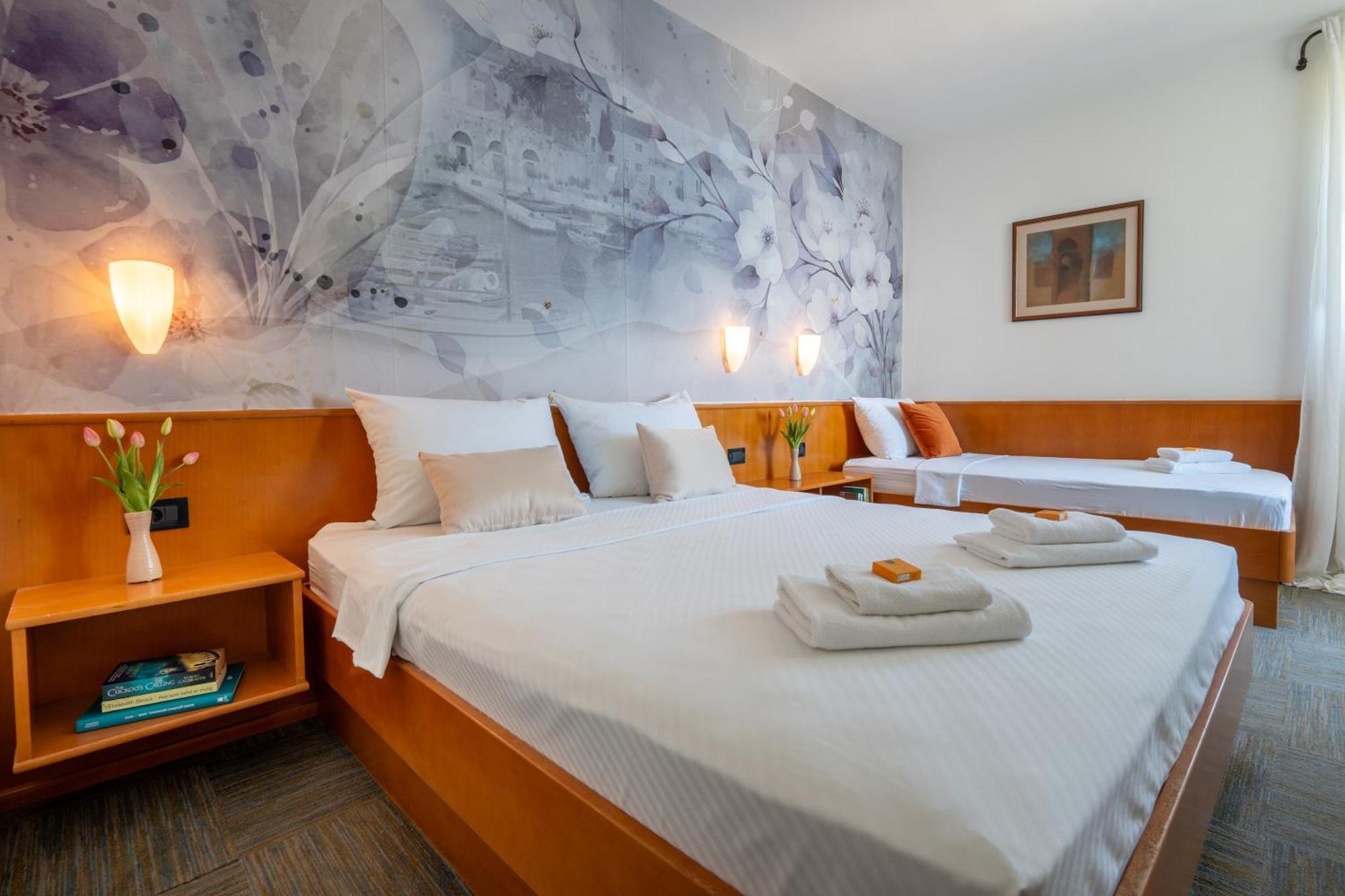 Newly Renovated Hotel Kastil 볼 객실 사진