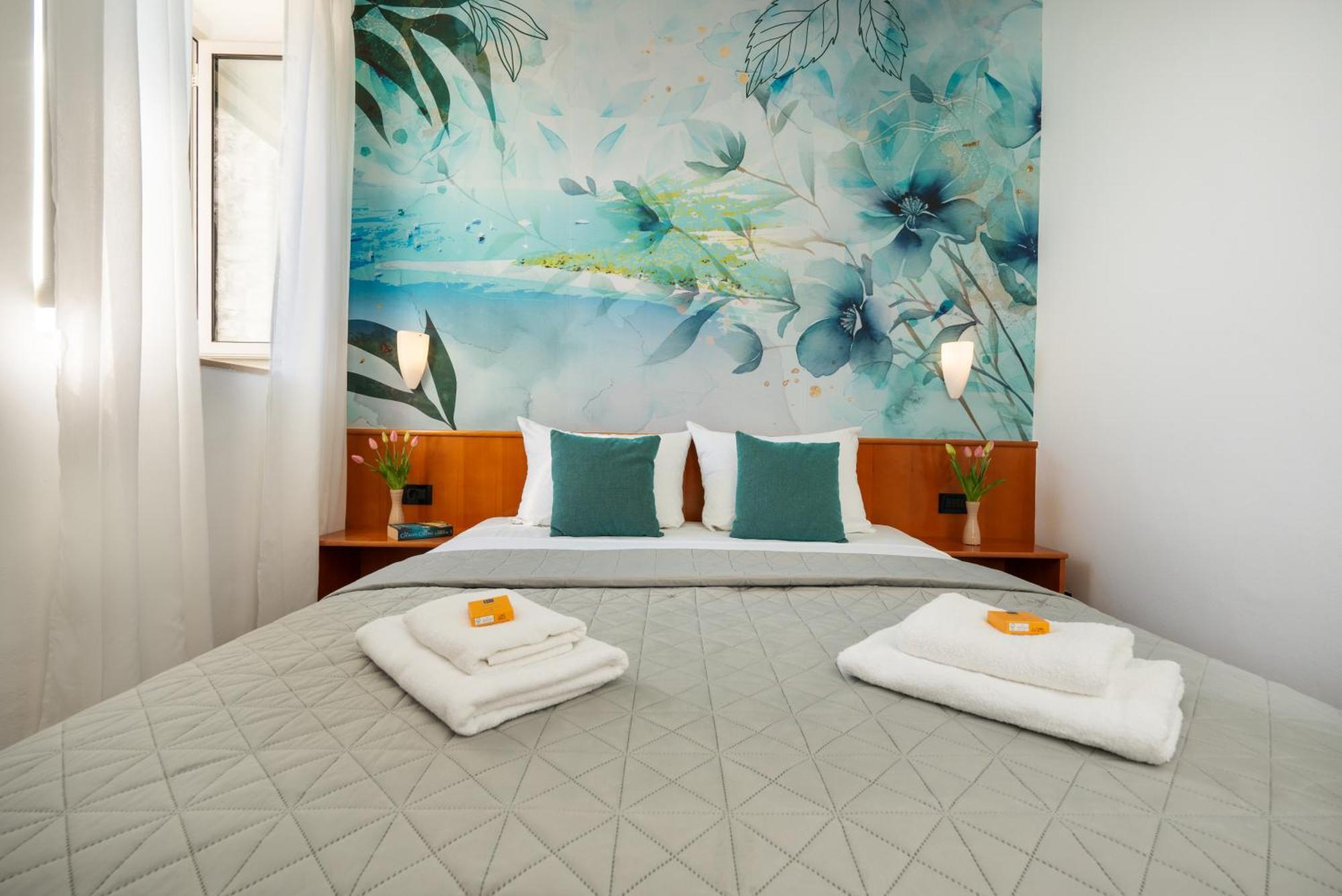 Newly Renovated Hotel Kastil 볼 외부 사진
