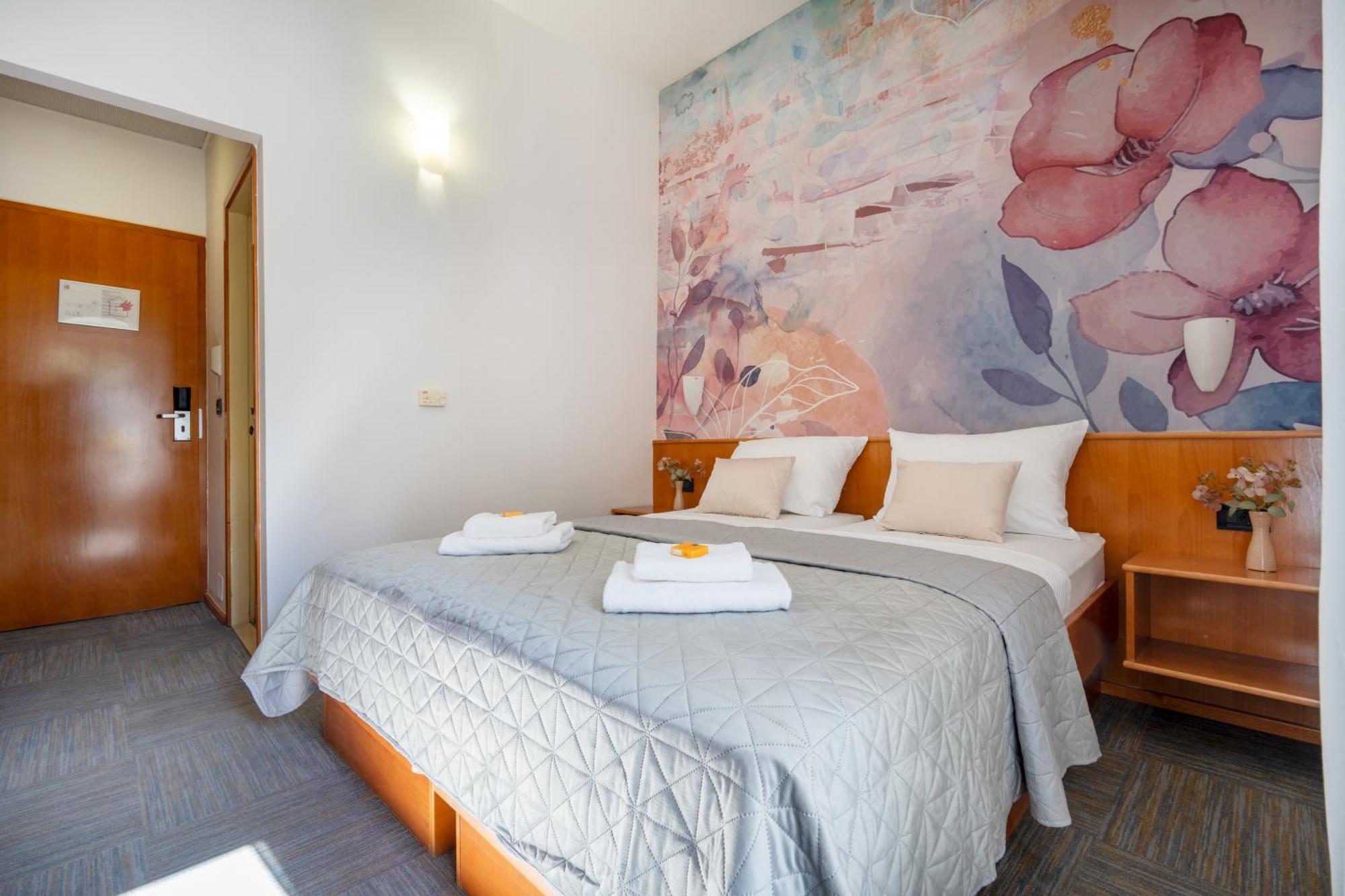 Newly Renovated Hotel Kastil 볼 객실 사진